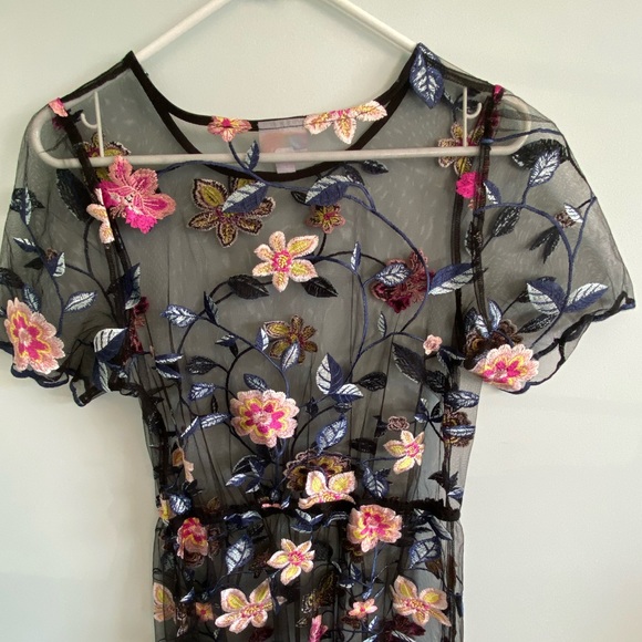 LuLaRoe Deanne II Maxi Sheer Overlay Embroidered Floral Dress - Size M - Picture 3 of 6